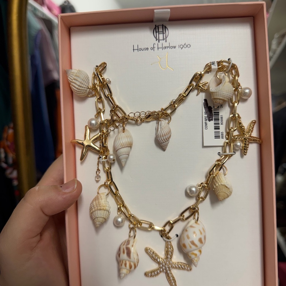 House of Harlow 1960 Gold Starfish and Shell Necklace